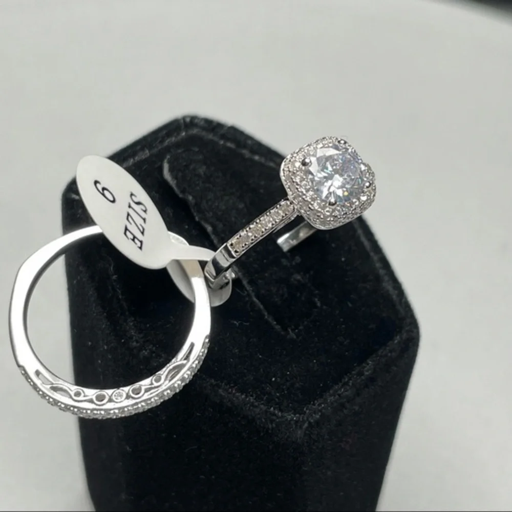 925 Sterling Silver Diamond 2‎ Band Ring Set Sz 9